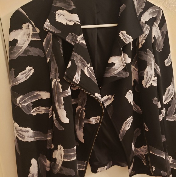 Jacket - Picture 2 of 4